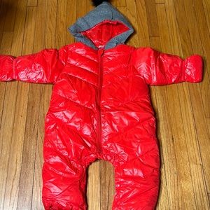 Kids infant  12-18 months snow puffer suit with hood onsie red new